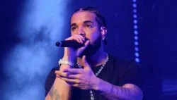 drake singing picture